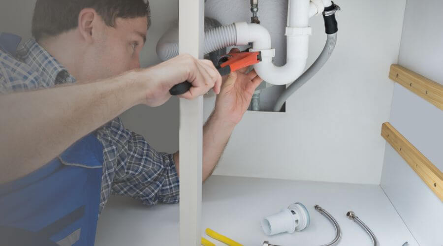 Professional same day plumber in Shiner, TX